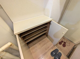 玄関　下駄箱