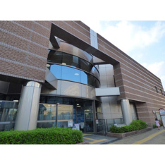 世田谷区立砧図書館まで431m