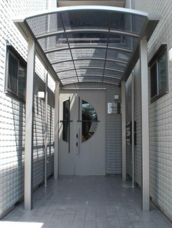 Maison・De・Fontaineのエントランス