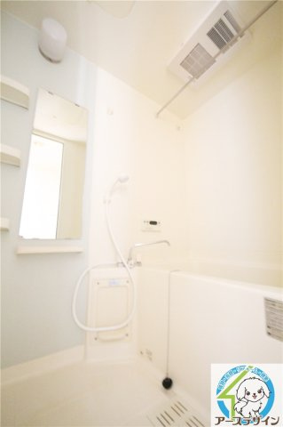 パインハースト　Ｅの浴室|※類似部屋