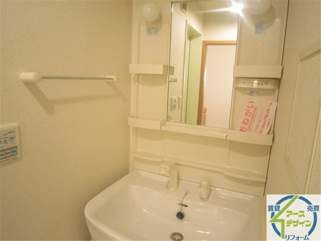 パインハースト　Ｅの洗面所|※類似部屋
