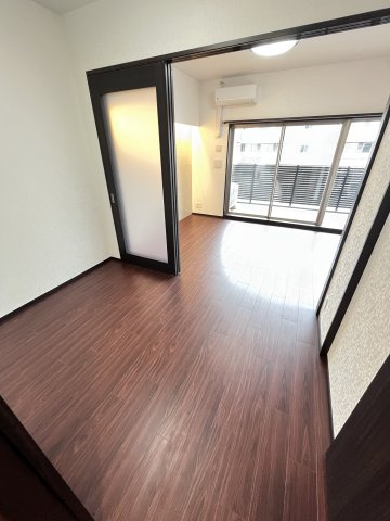 プレジオ城東の寝室
