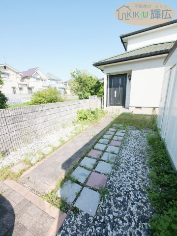 明石市魚住町金ケ崎　中古戸建の玄関