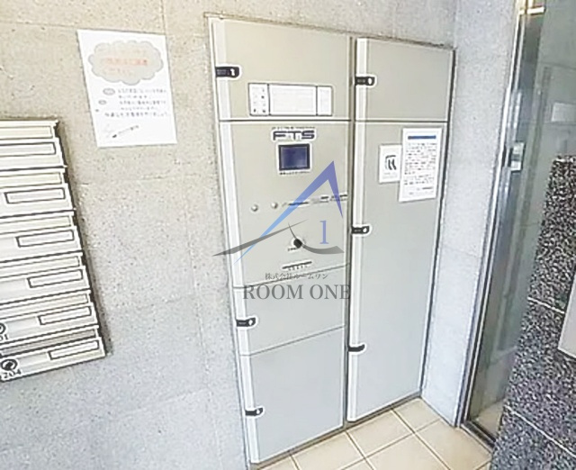 レオーネ綾瀬のその他共用部分|宅配ボックスです。