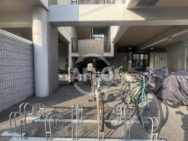 DESAPUTRI　英田南小学校区のその他共用部分|DESAPUTRI　駐輪場