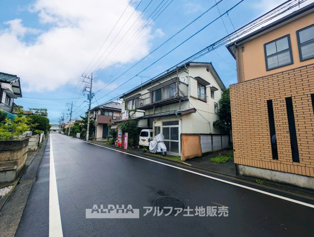 立川市若葉町3丁目　中古戸建　全1棟の前面道路含む現地写真|【Soft Horizon】
◆空とつながる暮らし◆
広がる景色が、心の視界までひらいてくれる。過ごすほどに、毎日の一瞬一瞬が大切に感じられる住まい。