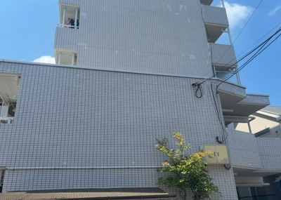 【現況写真】 | スカイコート橋本 | 景色重視でお家選ぶをするとスーパーが遠い！学校が遠い！など生活をするうえで利便性で困ることもあります。まず一度現地を見学する際に、周辺の施設などがあるかを確認し、暮らし始めた後のことを想像しましょう。
