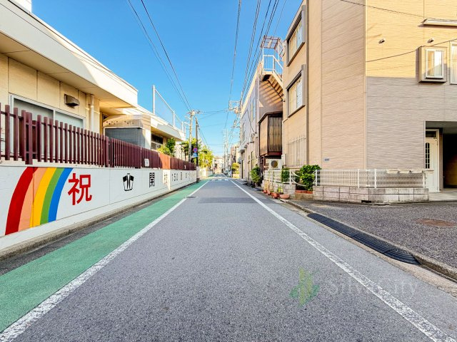 大田区北糀谷2丁目の前面道路含む現地写真