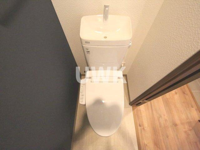 名古屋市中村区亀島１丁目の賃貸マンションのトイレ|※反転タイプ