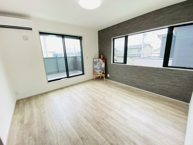 タマタウン御幸木部Ⅲ／南区御幸木部3丁目／1号棟の洋室