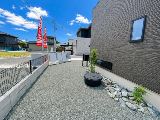 タマタウン御幸木部Ⅲ／南区御幸木部3丁目／1号棟の庭