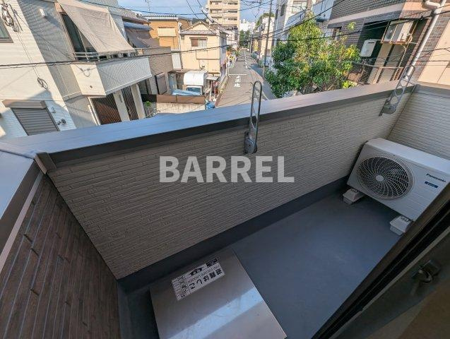 フジパレス下新庄駅東Ⅱ番館のバルコニー