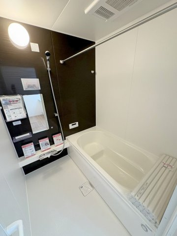 三郷市戸ケ崎1丁目　新築戸建　全4棟　3号棟の浴室|追焚・浴室乾燥機付きの快適な一坪バス