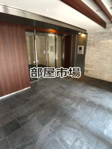 プレール・ドゥーク元浅草のエントランス