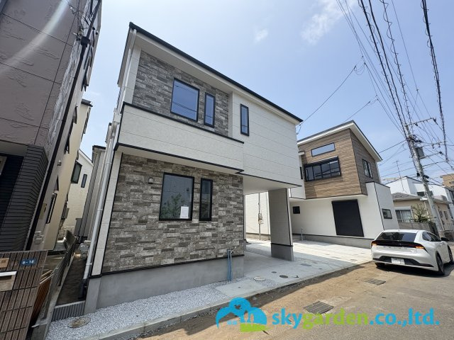 茅ヶ崎市十間坂２期　新築戸建　全３棟2号棟の前面道路含む現地写真|前面道路含む現地写真です