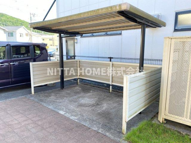 クラヴィエ柏原の設備|敷地内に駐輪場、ゴミ捨て場があります★