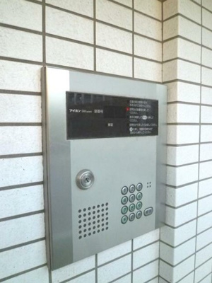 【セキュリティ】 | Star Stage | オートロックで防犯面も安心です。
