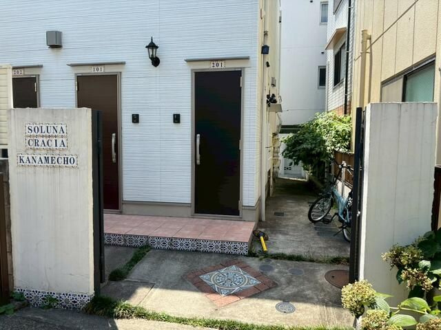 ソルナクレイシア要町のエントランス