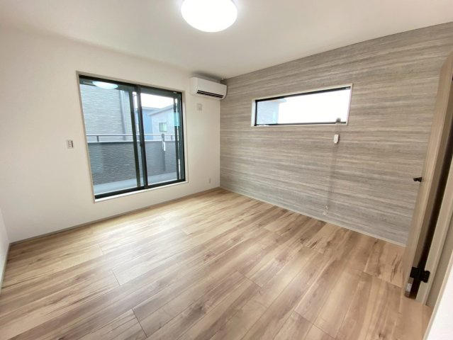 タマタウン御幸木部Ⅲ／南区御幸木部3丁目／2号棟の洋室