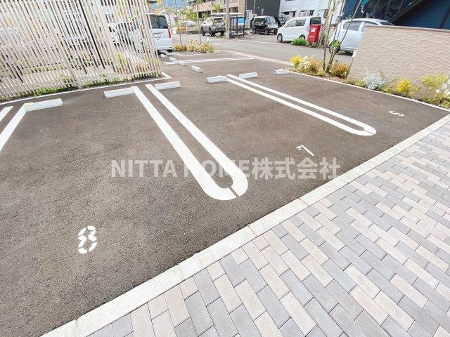 ＢＥＲＥＯ　厚東の駐車場|駐車場1台無料付きです！！