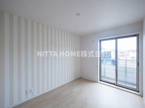 ＢＥＲＥＯ　厚東の内装|アクセントカラーのクロスがオシャレです(*^^)
