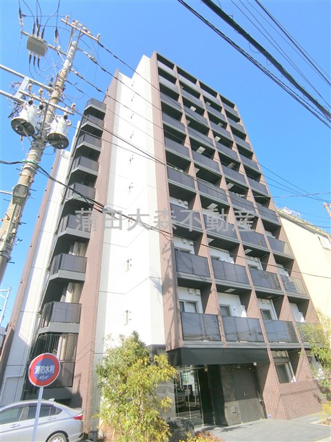 ドゥーエ蒲田南の外観|2022年9月築　RC鉄筋コンクリート造地上10階建て総戸数59戸
東京都大田区仲六郷1丁目　京浜急行本線雑色駅最寄り徒歩8分、京急蒲田駅徒歩10分
