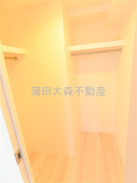 ドゥーエ蒲田南の収納|大型収納　ウォークインクローゼット