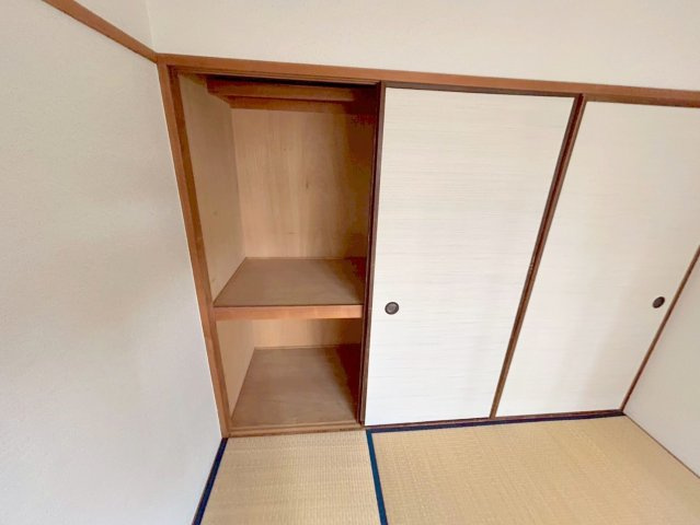 第2あかつきマンションの収納