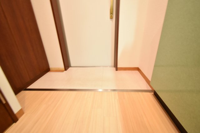 ベルエアー江上の玄関