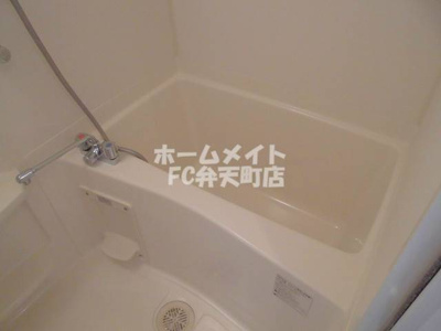 【浴室】 | エステムコート難波WEST-SIDE大阪ドーム前 | コンパクトで使いやすいお風呂です