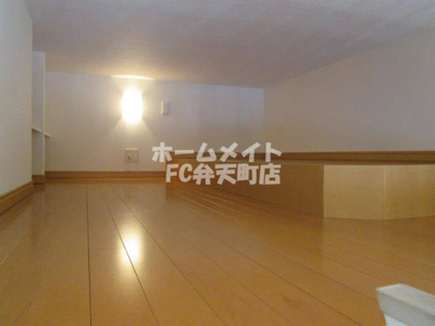 【寝室】 | エステムコート難波WEST-SIDE大阪ドーム前 | ロフトがあります
