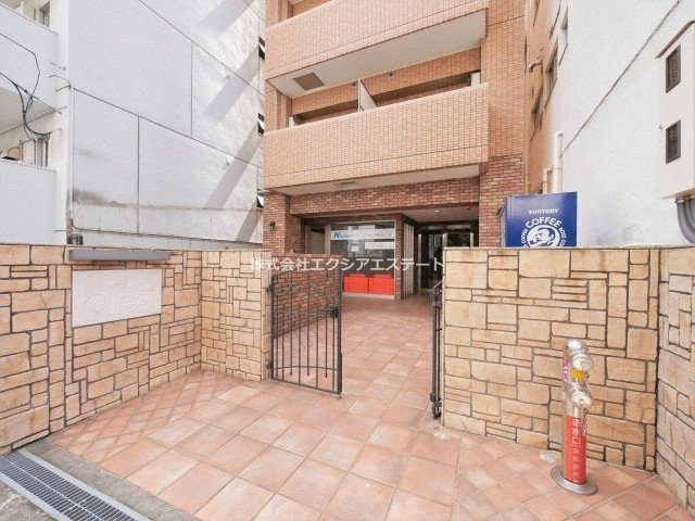 オルフェア上本町Ⅶ番館のエントランス