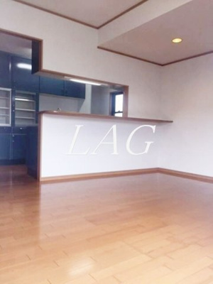 【居間・リビング】 | プリモ・アモーレ | 洋室のお部屋です。