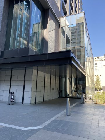 シティタワー大阪本町のエントランス