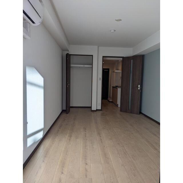 ヒルズ子安町の寝室