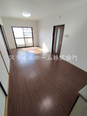 【居間・リビング】 | ヴィラモルガン | 別部屋写真です。