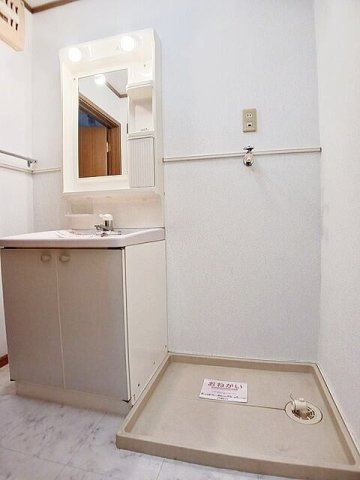 アンソレイエメゾン二号館の洗面所|洗面所です