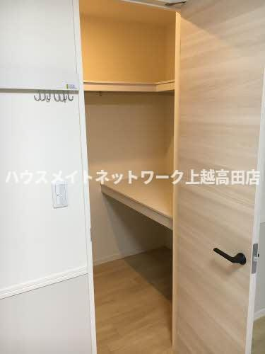 ロイヤルエステートの収納|ウォークインクローゼット