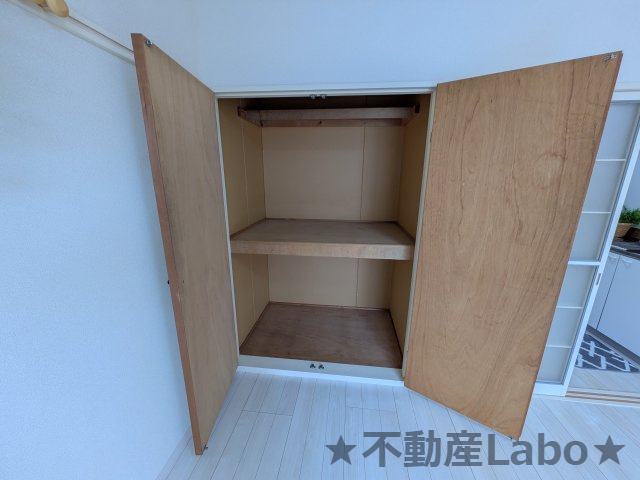 エイコーハイツの収納