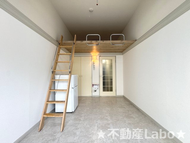 フェアリー大和町の洗面所