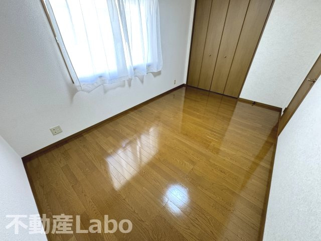 ピュアメゾン A棟の洋室