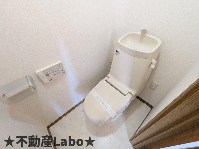 ハーブメゾン旭Bのトイレ