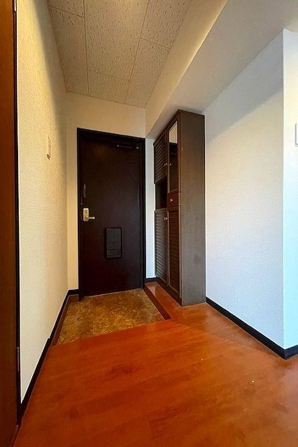 アベニール油山の玄関