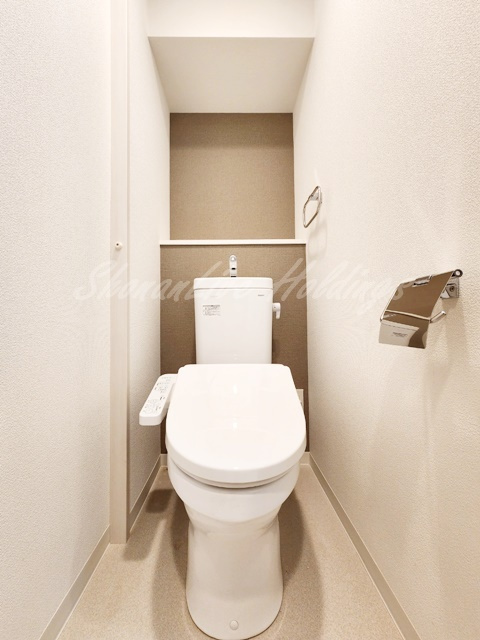 平塚市宮の前の賃貸マンションのトイレ