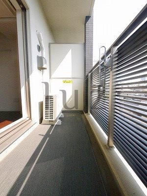 ヴィコロ横濱反町のバルコニー