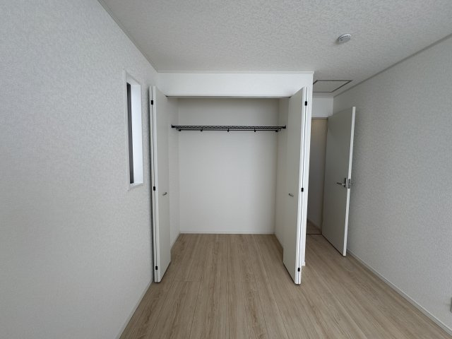 南城市玉城愛地　第1（全5棟）4号棟の収納|4号棟　洋室5.7帖＋CL付き♪