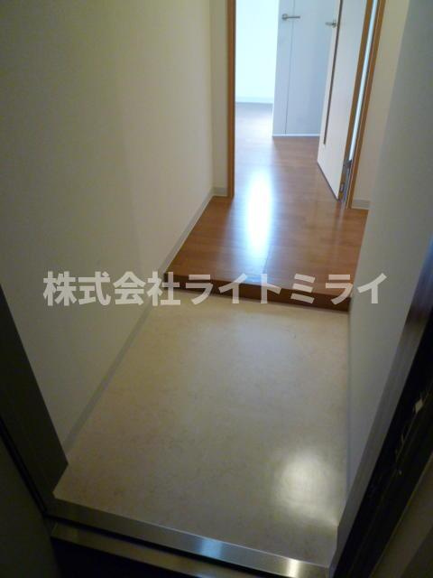 ヒルクレスト南大塚の玄関