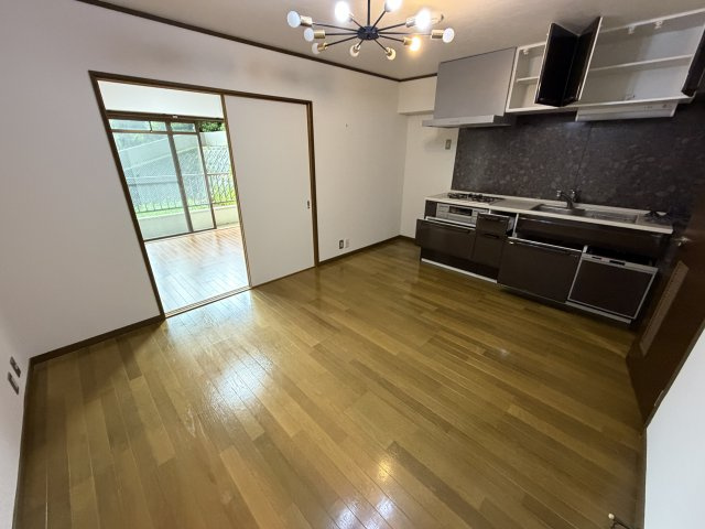 ルシーヌ南熱海第2のキッチン