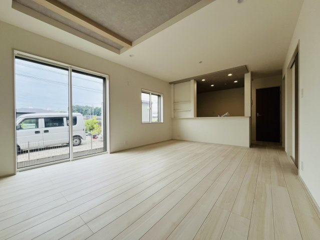 知多市寺本新町2丁目178番2『仲介手数料無料』新築一戸建て・建売の居間・リビング