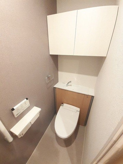 【トイレ】 | カーサ アリビオ | トイレです